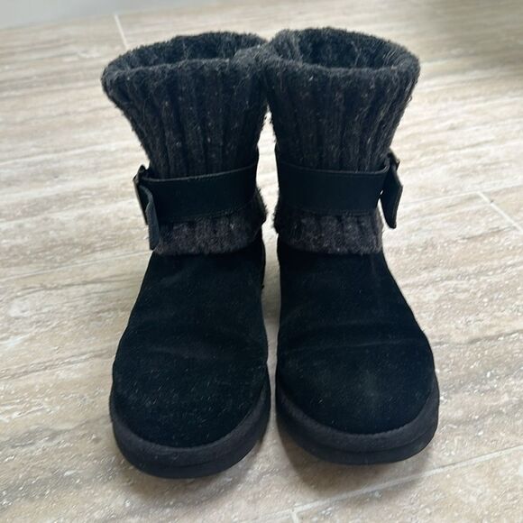 UGG women’s Cambridge black suede boots – size 7 - Picture 2 of 6